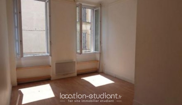 Logement tudiant Studio à Salon de Provence (13300)