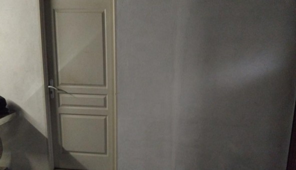 Logement �tudiant Studio &agrave; Salon de Provence (13300)