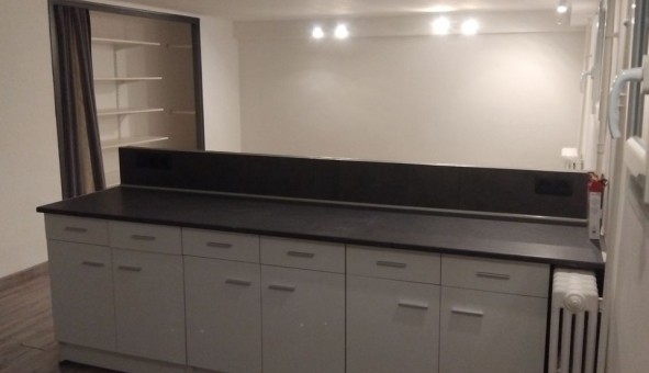 Logement �tudiant Studio &agrave; Salon de Provence (13300)