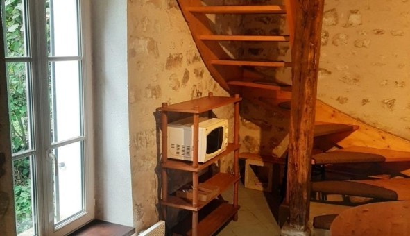 Logement tudiant Studio à Samois sur Seine (77920)