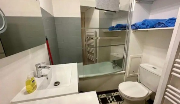 Logement tudiant Studio à Sanary sur Mer (83110)