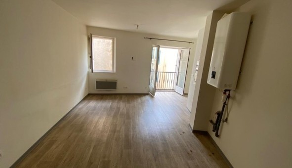 Logement tudiant Studio à Sarrians (84260)