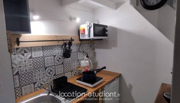 Logement tudiant Location Studio Meublé Sausset les Pins (13960)