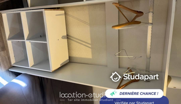 Logement tudiant Studio à Savennires (49170)