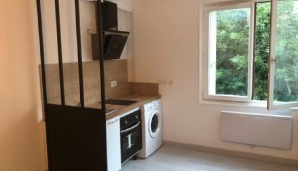 Logement tudiant Location Studio Vide Savigny sur Orge (91600)