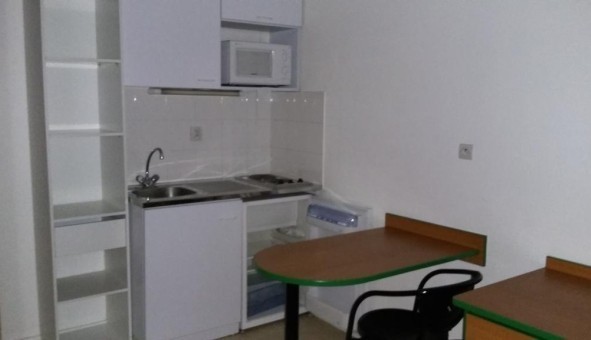 Logement tudiant Studio à Sedan (08200)