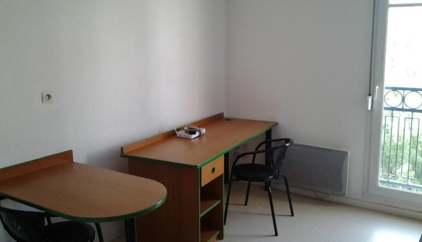 Logement tudiant Studio à Sedan (08200)