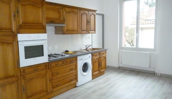 Logement tudiant Studio à Sedan (08200)