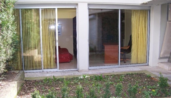 Logement tudiant Studio à Sedan (08200)