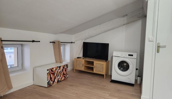 Logement tudiant Studio à Sedan (08200)