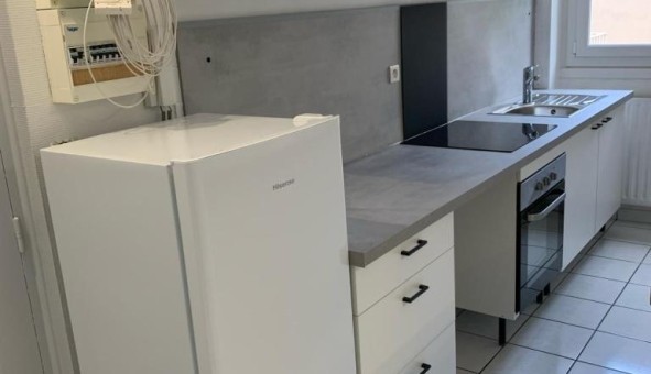 Logement tudiant Studio à Sedan (08200)