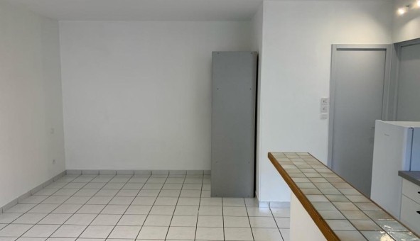 Logement tudiant Studio à Sedan (08200)