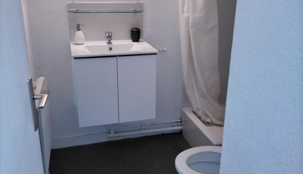Logement tudiant Studio à Sedan (08200)