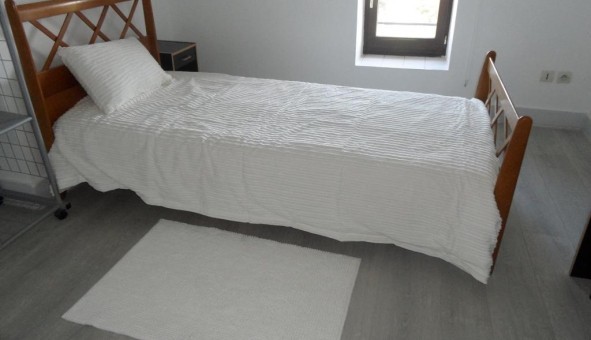 Logement tudiant Location Studio Vide Sedan (08200)