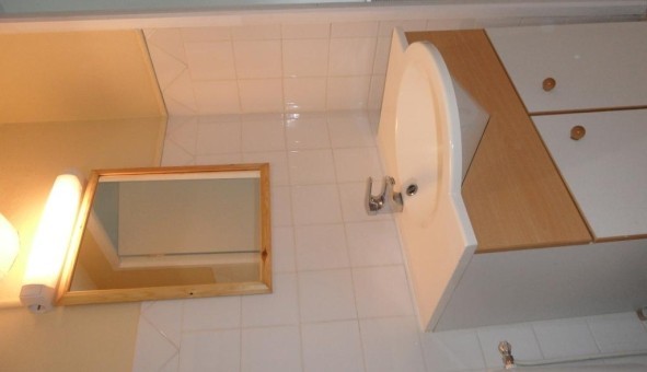 Logement tudiant Studio à Sedan (08200)