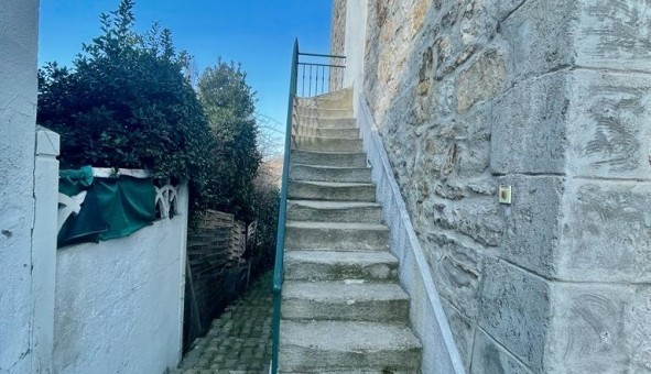 Logement tudiant Studio à Sedan (08200)