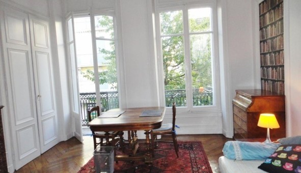 Logement tudiant Studio à Sedan (08200)