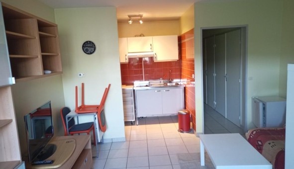 Logement étudiant Location Studio Vide Sedan (08200)