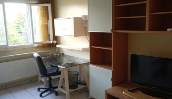 Logement tudiant Studio à Sedan (08200)