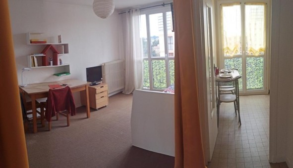 Logement tudiant Studio à Sedan (08200)