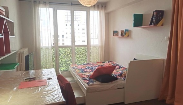 Logement tudiant Studio à Sedan (08200)
