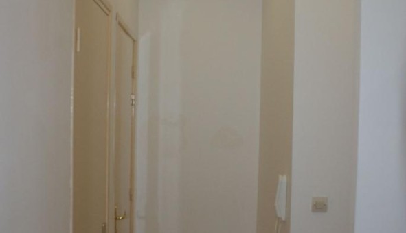 Logement tudiant Studio à Sedan (08200)