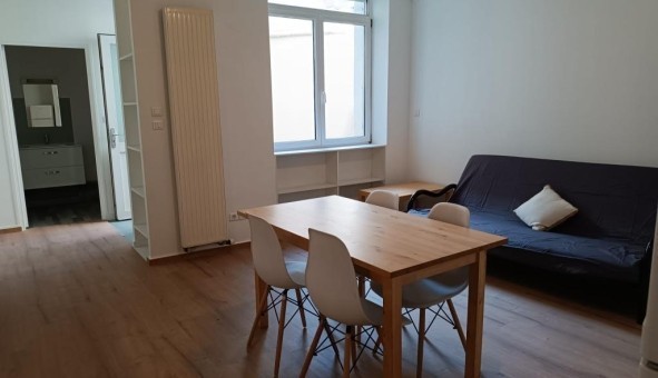 Logement tudiant Location Studio Vide Sedan (08200)