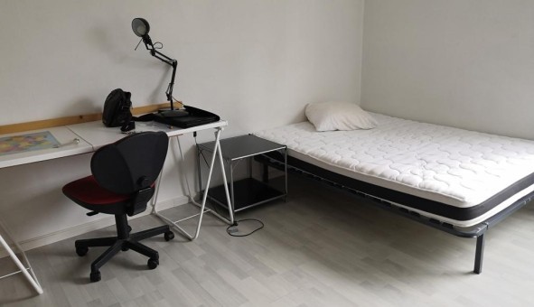 Logement tudiant Studio à Sedan (08200)