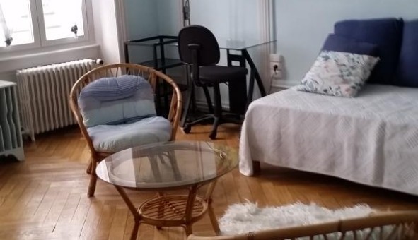 Logement tudiant Studio à Sedan (08200)