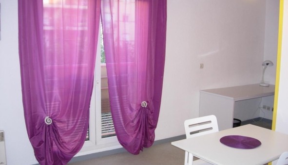 Logement tudiant Studio à Sedan (08200)