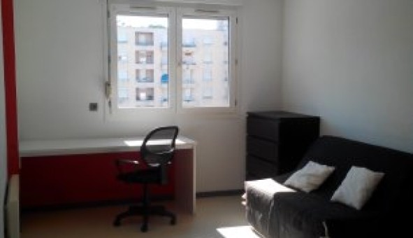 Logement étudiant Studio à Sedan (08200)
