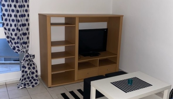 Logement tudiant Studio à Sedan (08200)
