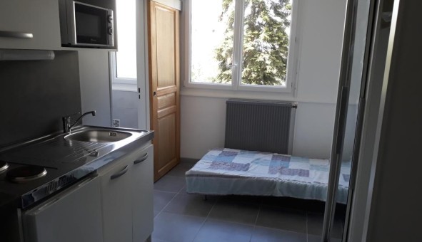 Logement tudiant Studio à Sedan (08200)