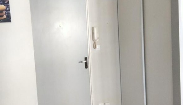 Logement tudiant Studio à Sedan (08200)