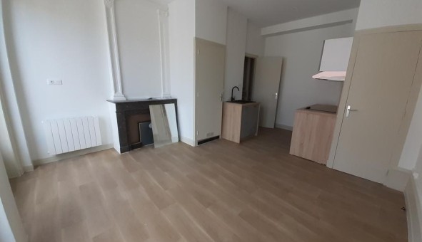 Logement tudiant Studio à Sedan (08200)