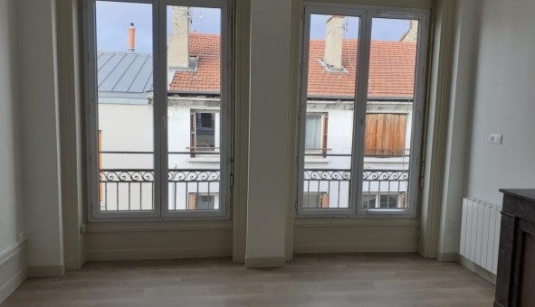 Logement tudiant Studio à Sedan (08200)