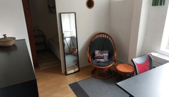 Logement tudiant Location Studio Vide Sedan (08200)