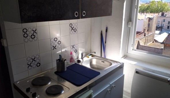 Logement tudiant Studio à Sedan (08200)