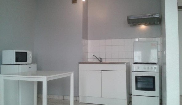 Logement tudiant Studio à Sedan (08200)