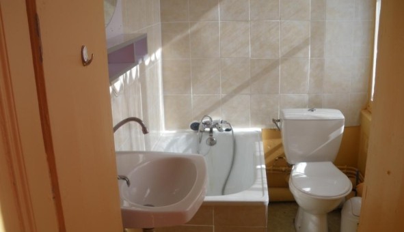 Logement tudiant Studio à Sedan (08200)