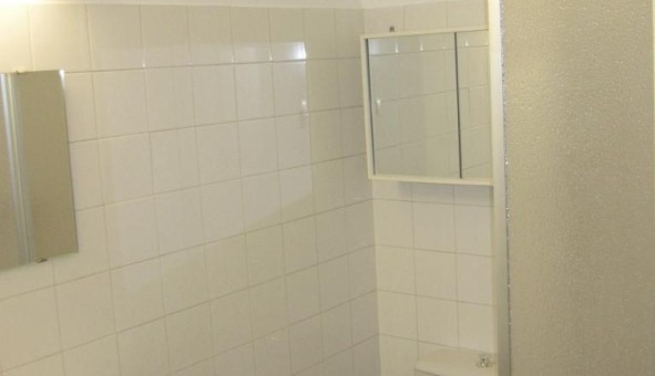 Logement tudiant Studio à Sedan (08200)