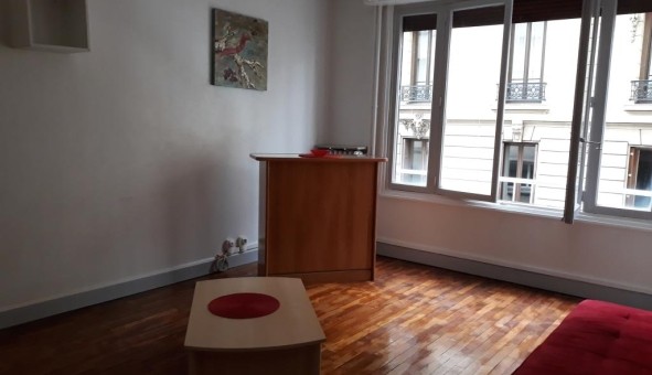 Logement tudiant Studio à Sedan (08200)