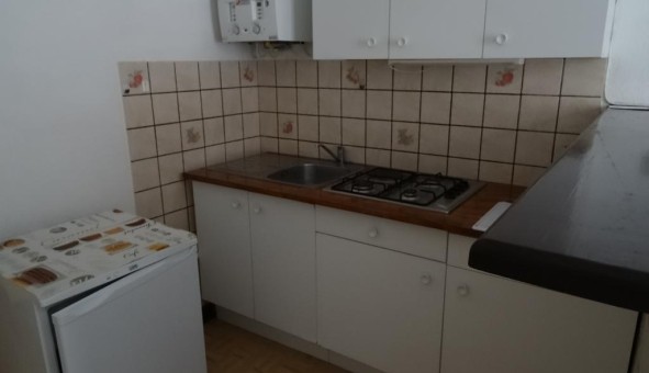 Logement tudiant Studio à Sedan (08200)