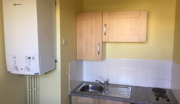 Logement tudiant Studio à Sedan (08200)