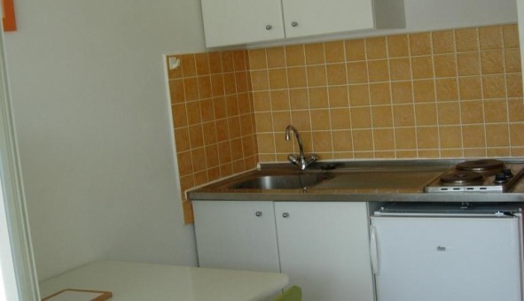 Logement tudiant Studio à Sedan (08200)