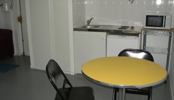 Logement tudiant Studio à Sedan (08200)