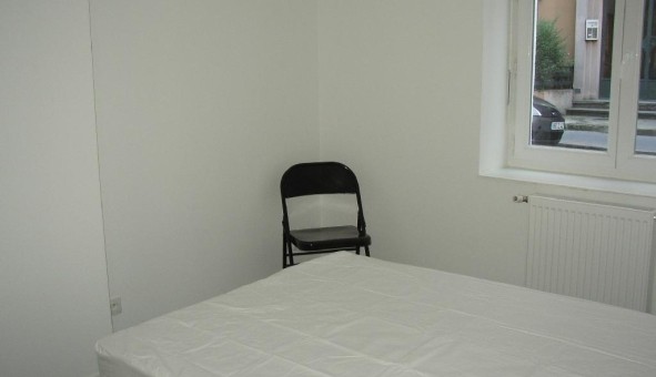 Logement tudiant Studio à Sedan (08200)