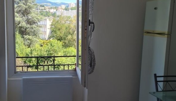 Logement tudiant Studio à Sedan (08200)