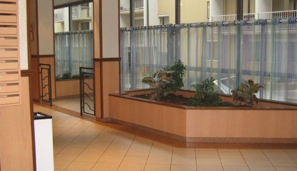 Logement étudiant Location Studio Vide Sedan (08200)