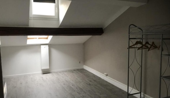 Logement tudiant Studio à Sedan (08200)